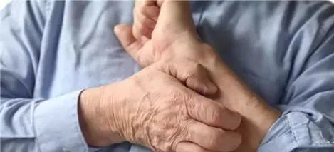 凡是皮膚病，都可用艾灸！艾灸止癢，濕疹瘙癢一掃光！