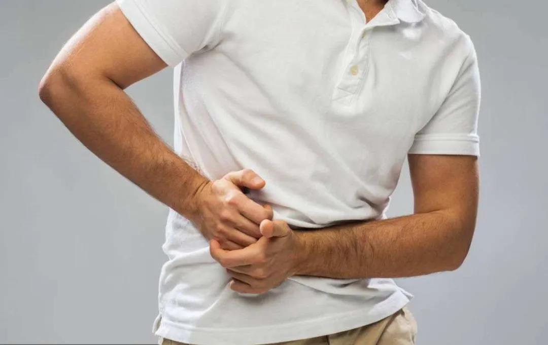 肚子硬，易得??！灸透4穴，腹部軟如棉，百病懶得纏！